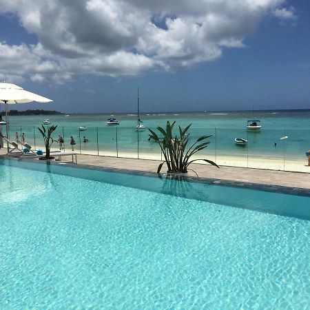 Obiches Luxury Beachfront Apartment Trou-Aux-Biches 外观 照片