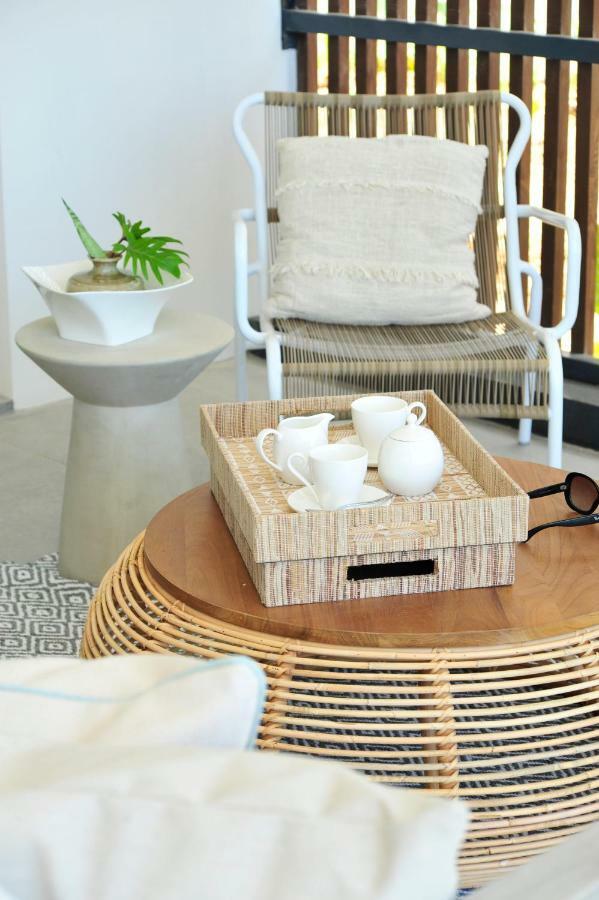 Obiches Luxury Beachfront Apartment Trou-Aux-Biches 外观 照片