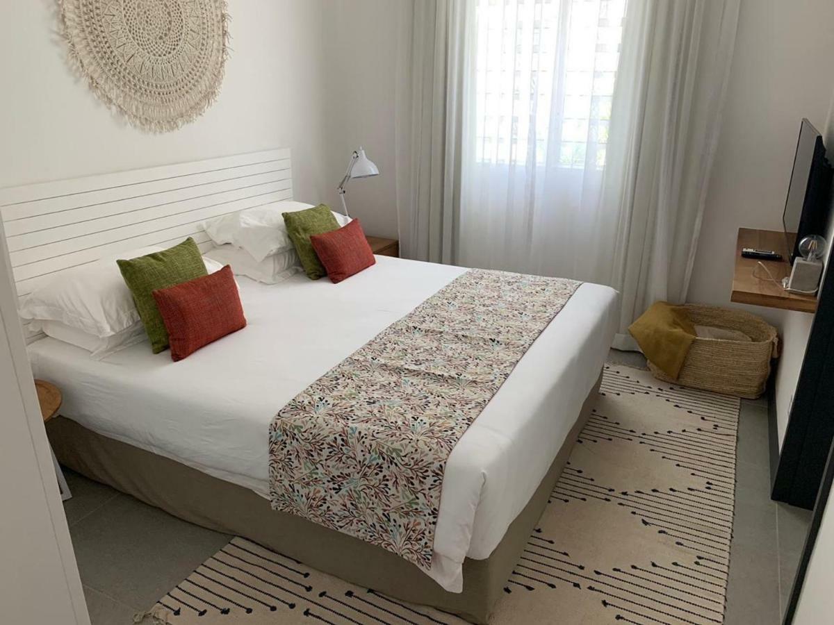 Obiches Luxury Beachfront Apartment Trou-Aux-Biches 外观 照片