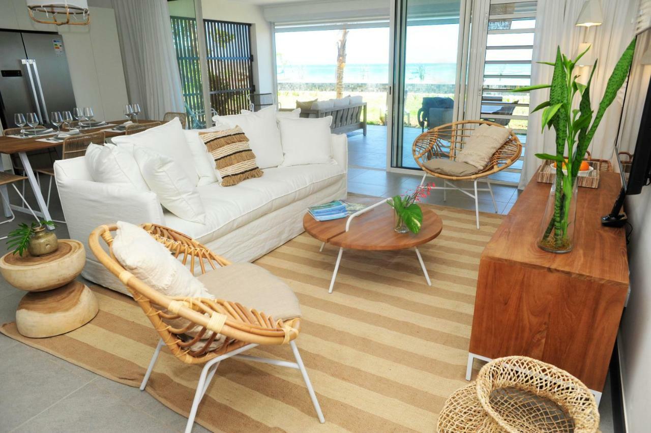 Obiches Luxury Beachfront Apartment Trou-Aux-Biches 外观 照片