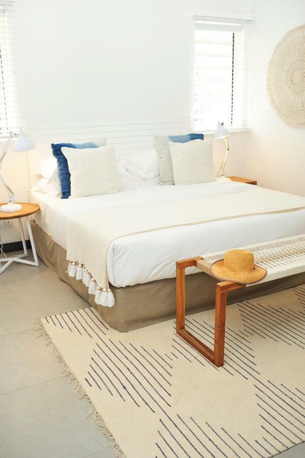 Obiches Luxury Beachfront Apartment Trou-Aux-Biches 外观 照片