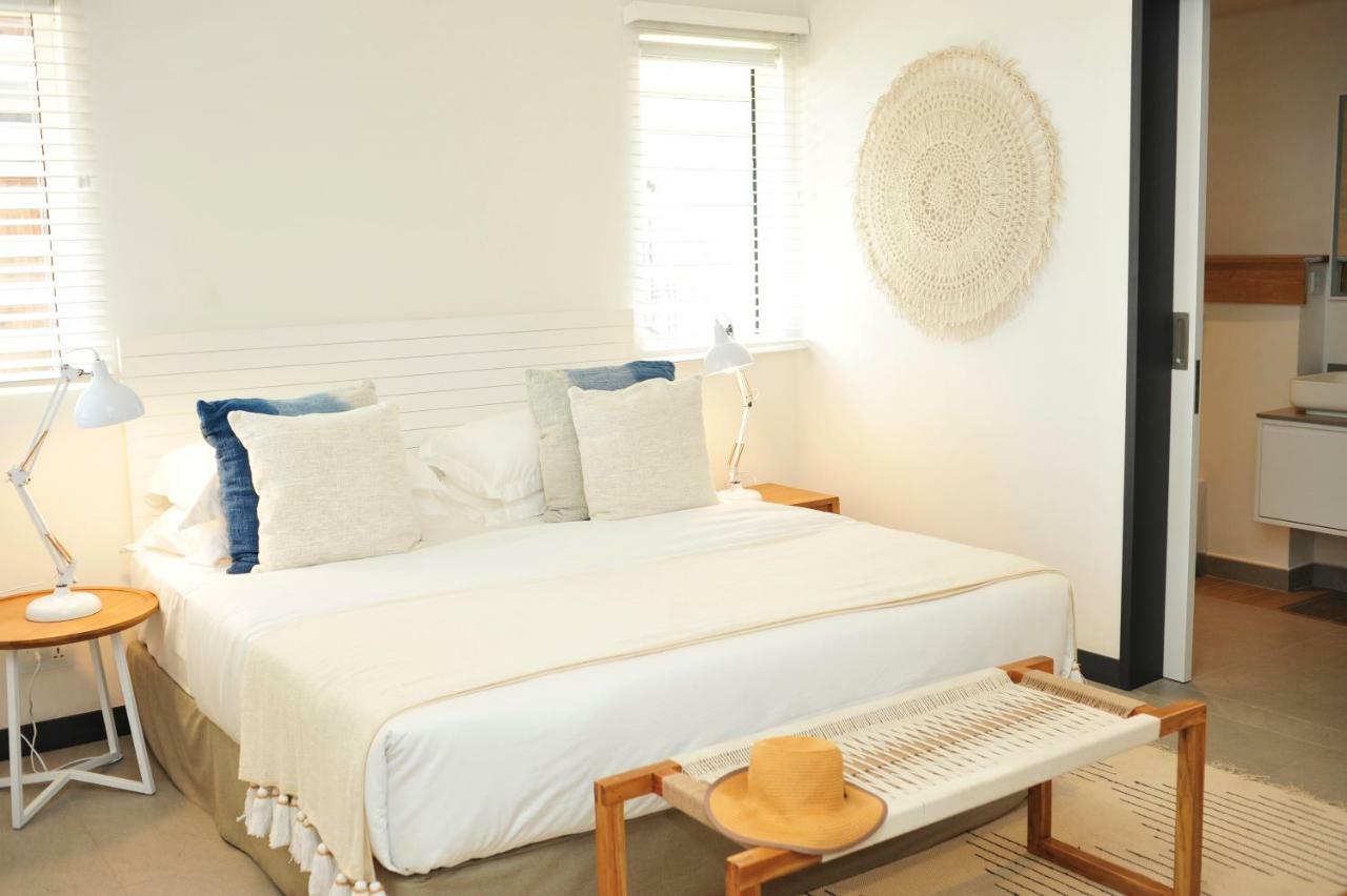 Obiches Luxury Beachfront Apartment Trou-Aux-Biches 外观 照片