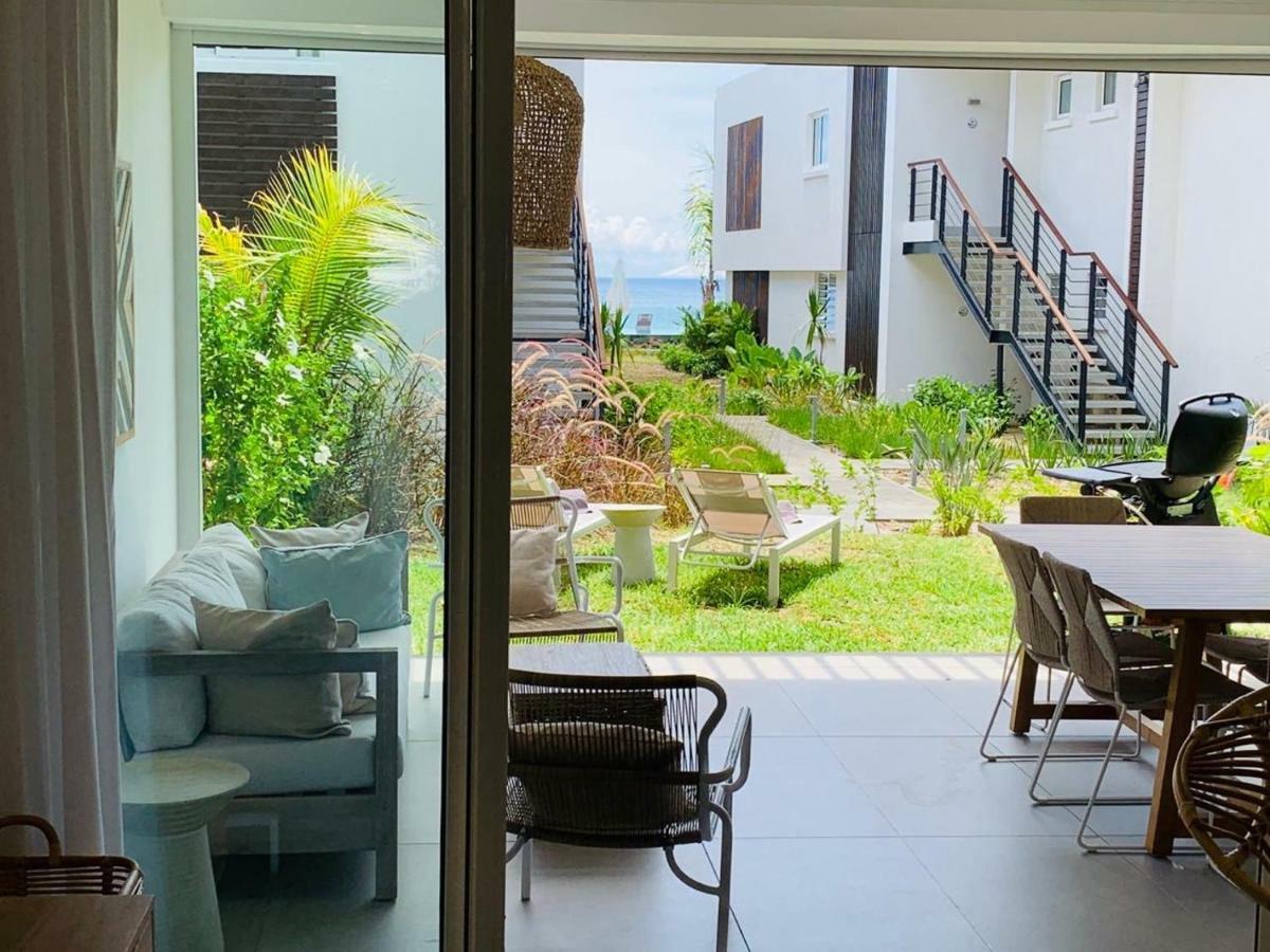 Obiches Luxury Beachfront Apartment Trou-Aux-Biches 外观 照片