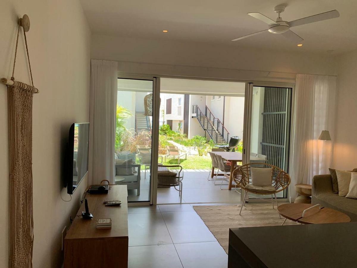 Obiches Luxury Beachfront Apartment Trou-Aux-Biches 外观 照片
