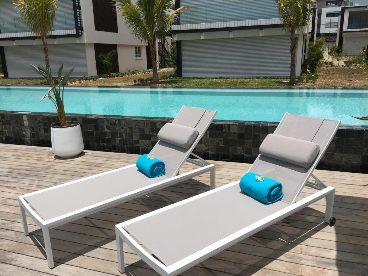Obiches Luxury Beachfront Apartment Trou-Aux-Biches 外观 照片