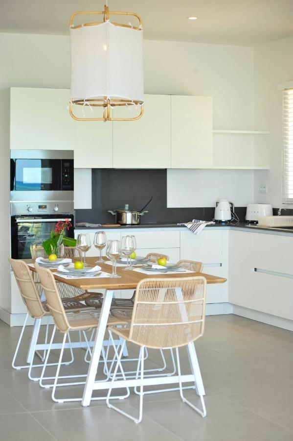Obiches Luxury Beachfront Apartment Trou-Aux-Biches 外观 照片