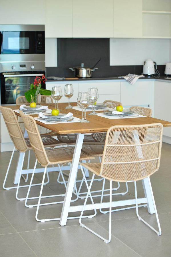 Obiches Luxury Beachfront Apartment Trou-Aux-Biches 外观 照片